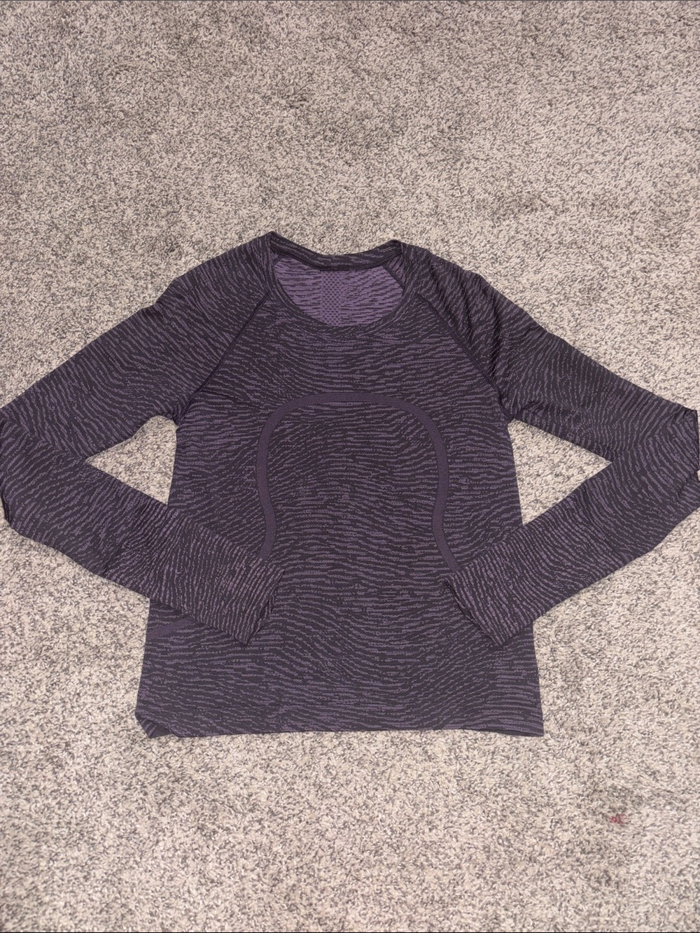 Lululemon Swiftly Tech Long Sleeve Shirt 2.0 *Race Length size 6